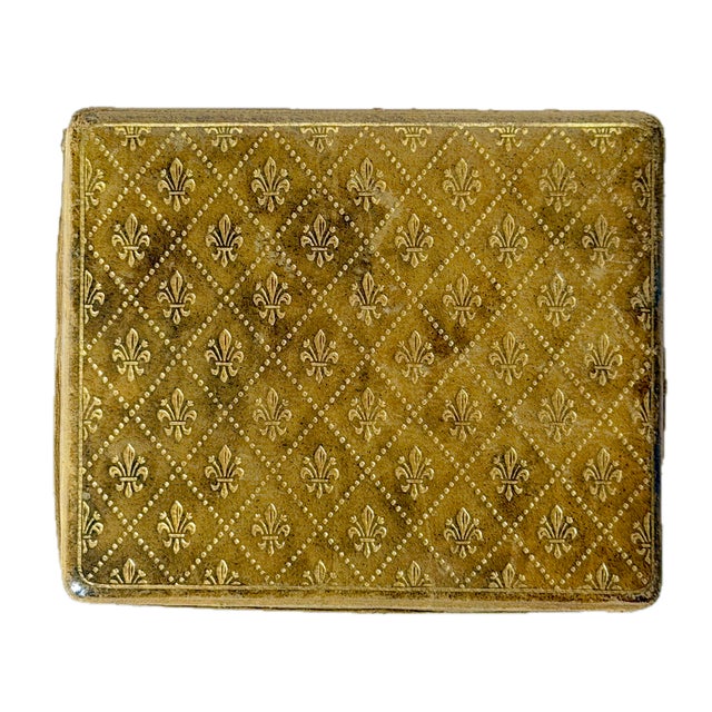 Traditional Antique Florentine Fleur De Lis Leather Box For Sale - Image 3 of 7