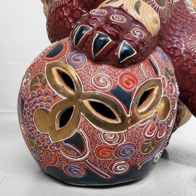 Japanese Kutani Shishi Lion, 1960-1980s For Sale - Image 4 of 10
