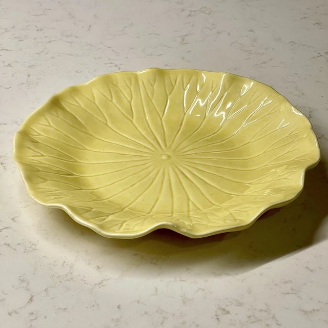 1990s Vintage Metlox Poppytrail Lotus Bread & Butter Plates- Set of 6 For Sale - Image 5 of 6