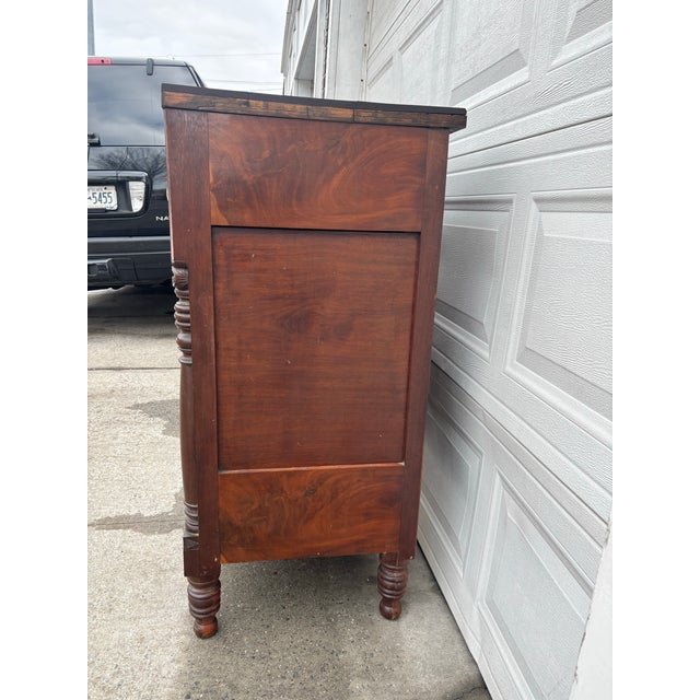 Antique American Empire Chest of Drawers | 5 Drawer Mahogany Veneer Dresser | 19th Century Early American Bedroom Furniture | Solid Wood For Sale - Image 4 of 12