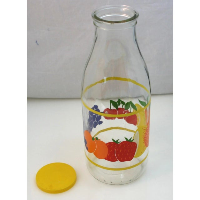 Vintage 1970s Jeannette Glass Colorful Fruit Lidded Quart Beverage Juice Bottle For Sale - Image 9 of 10