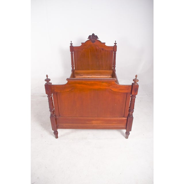 Portuguese Light Wood Single Bed, 1940 For Sale - Image 10 of 11