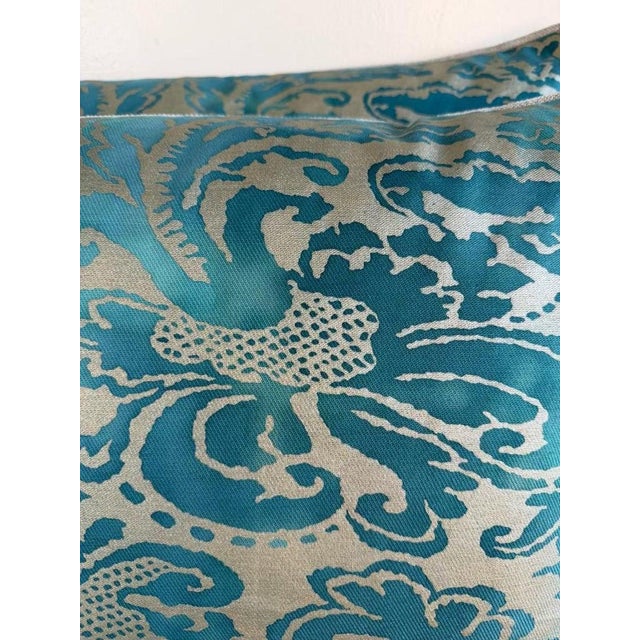 Baroque Pair of Fortuny Patterned Pillows With Solid Chenille Backs by Melissa Levinson For Sale - Image 3 of 8