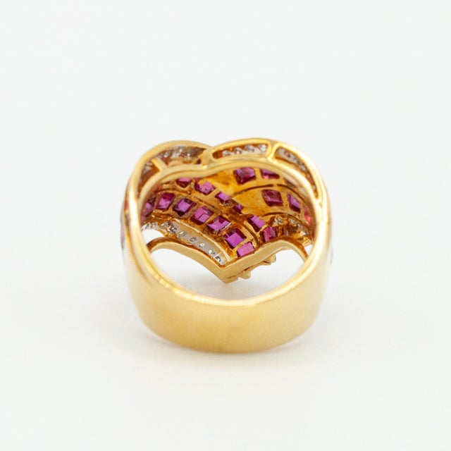 1980s Vintage 18k Yellow Gold Ruby and Diamond Cocktail Ring, Size 6.5 For Sale - Image 15 of 16