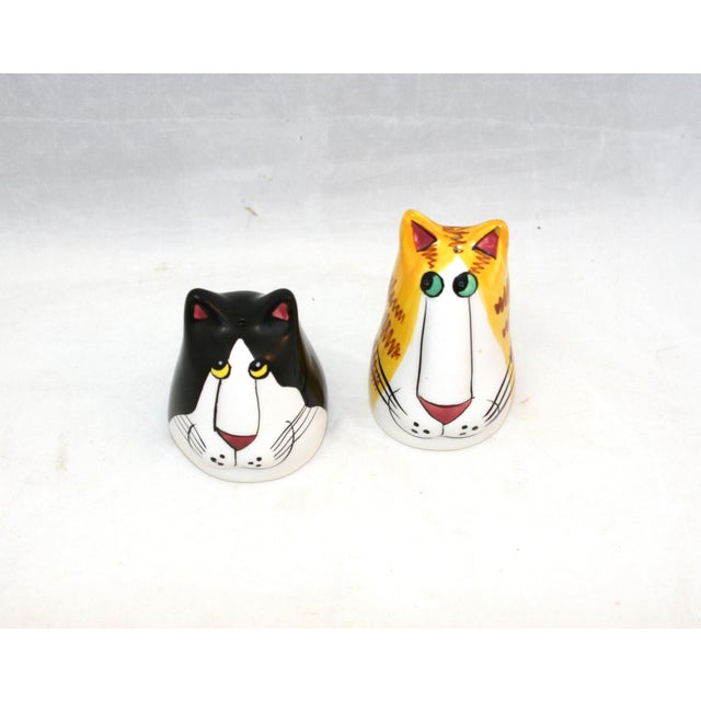 Vintage Candace Reiter Designs Catzilla Salt and Pepper Shakers These vintage ceramic salt and pepper shakers were...