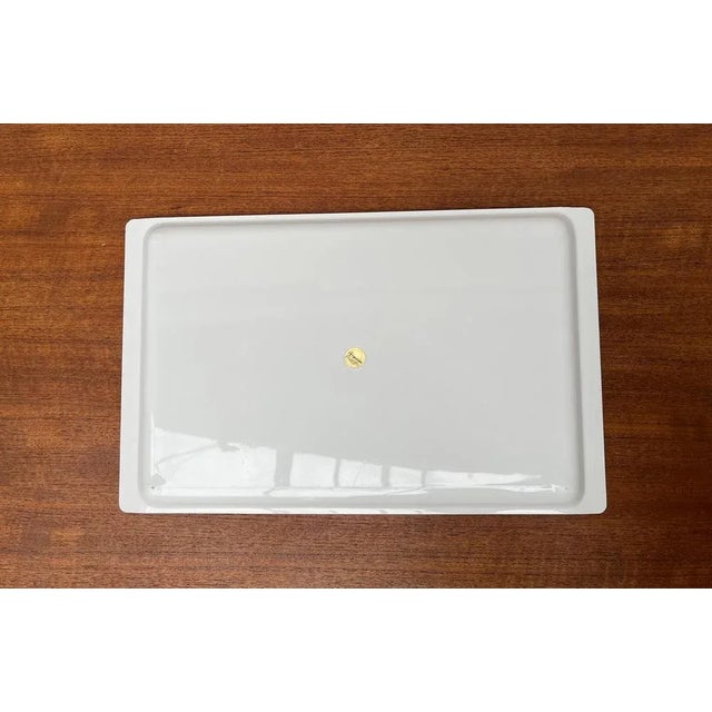 Postmodern Italian Plastic Tray from Guzzini, 1980s For Sale - Image 5 of 10