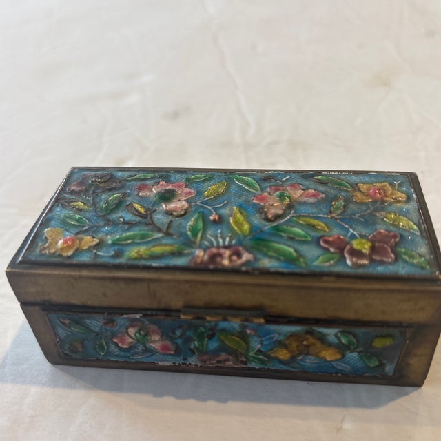Asian Style Chinese Enameled Box Circa 1890-1910 For Sale - Image 4 of 6