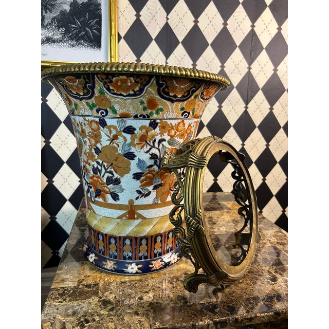 Large Japanese Imari Porcelain Vases With Bronze Mounts - Vintage Pair Indoor Outdoor Planters For Sale In Boston - Image 6 of 14