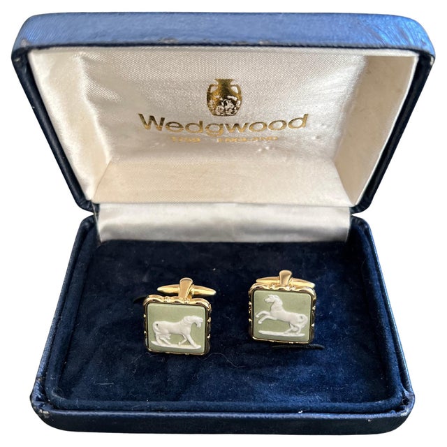 Vintage Wedgwood British Royal Gold Plate & Green Jasper Cufflinks OriginalCase For Sale - Image 15 of 18