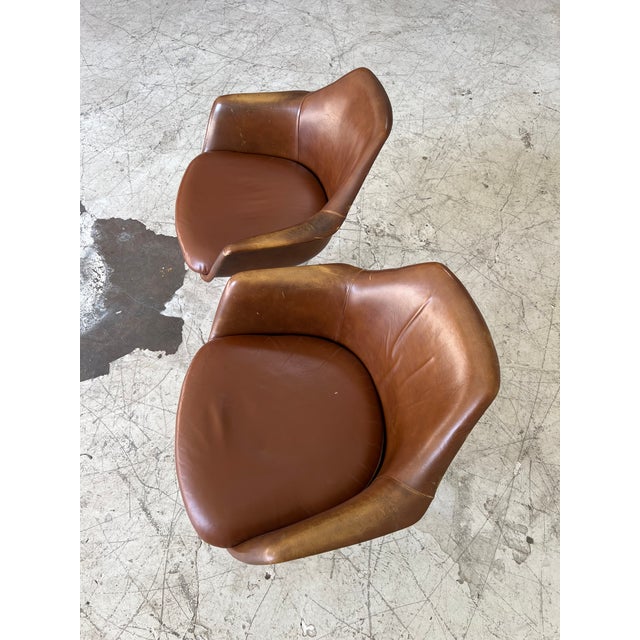 Mid-Century Modern Vintage Leather and Chrome Tulip Chairs by Burke - A Pair For Sale - Image 3 of 4