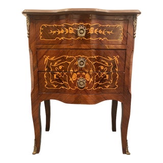 Early 20th Century Louis XV Chest of Drawers For Sale