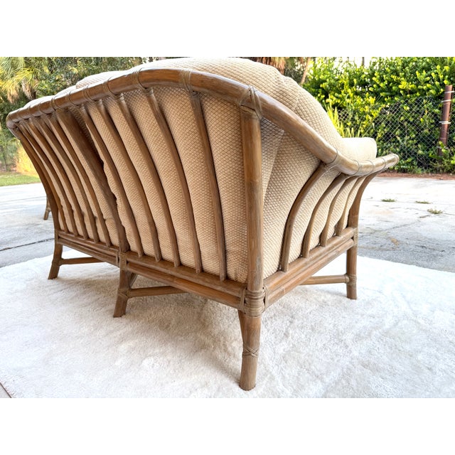 Vintage McGuire San Francisco Rattan & Rawhide Curved Settee For Sale In Naples, FL - Image 6 of 17