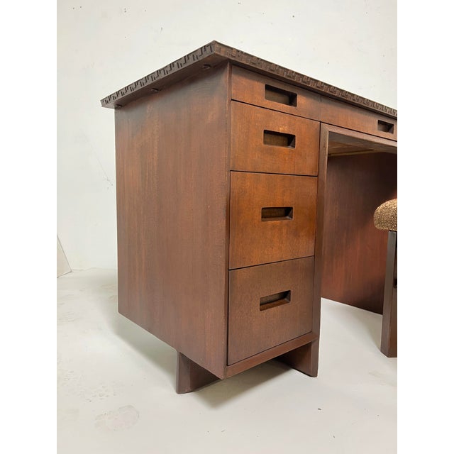 Mid-Century Modern C. 1950s Frank Lloyd Wright Taliesen Writing Desk and Chair for Henredon For Sale - Image 3 of 18