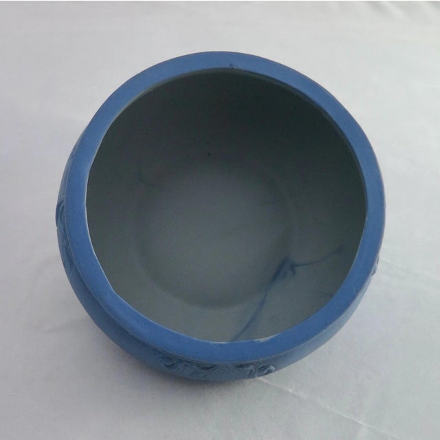 Neoclassical Early 20th Century Jasperware Vanity Box For Sale - Image 3 of 11