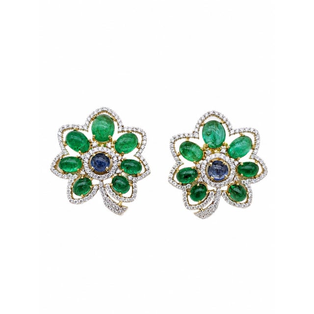 2020s Natural Sapphire, Emerald & Diamond Earring in 14k Gold For Sale - Image 5 of 8