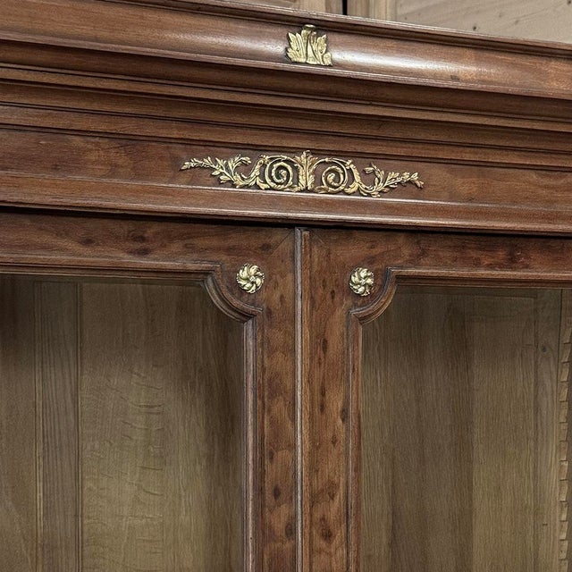 19th Century French Louis XVI Bookcase in Acajou Moucheté Mahogany For Sale - Image 9 of 18