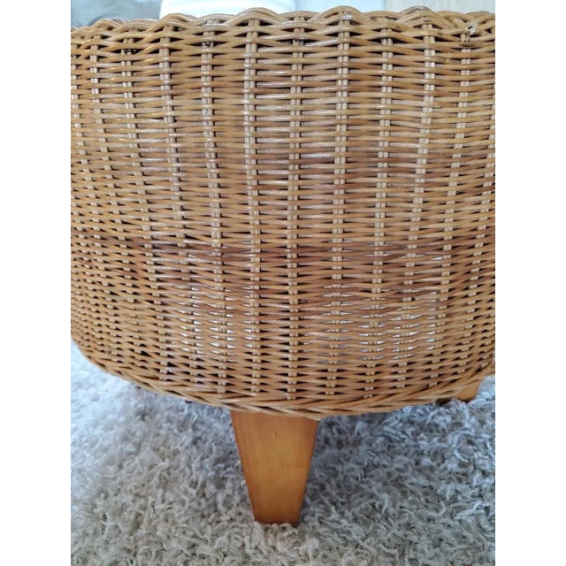 Late 20th Century Round Rattan Ottoman, Vintage For Sale - Image 5 of 11