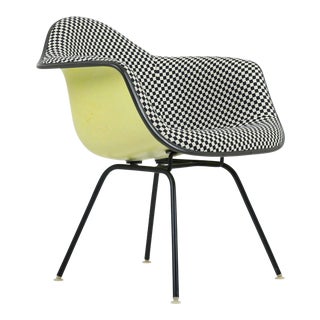 1960s Vintage Early Herman Miller Eames Girard Upholstered Armchair For Sale