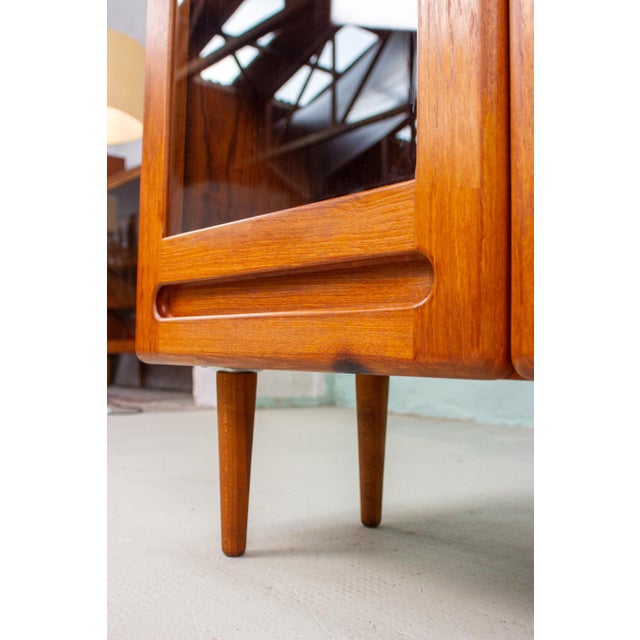 Vintage Danish Teak Vitrine, 1960s For Sale - Image 9 of 18