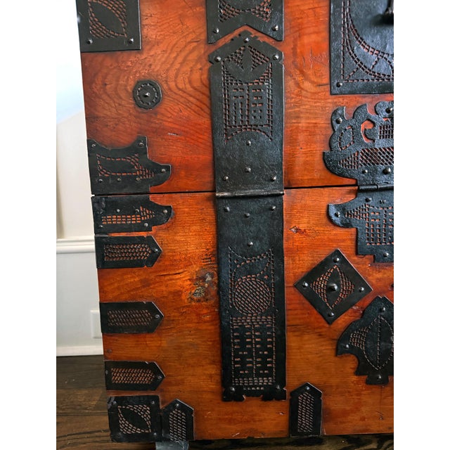 Antique Korean Pakch'on Wedding Bandaji Chest For Sale - Image 17 of 17