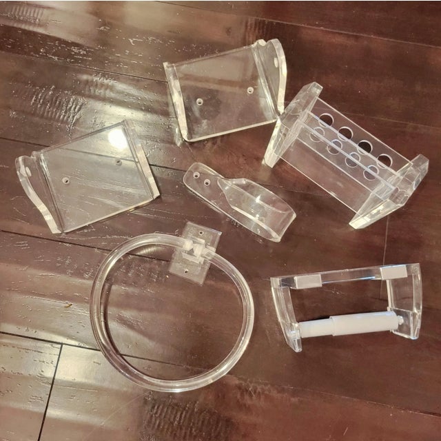 Vintage Lucite Bathroom Set Toilet Paper, Toothbrush, Towel Hook Holder- Set 6 For Sale In West Palm - Image 6 of 9
