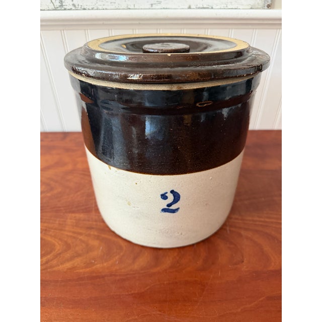 Antique Two-Tone Stoneware 2-Gallon Crock With Original Matching Lid – Cobalt "2" Salt Glaze Storage Jar For Sale - Image 13 of 18