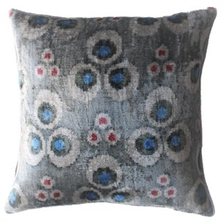 Contemporary Bohemian Gray Décor Hand Knotted Pillow For Sale