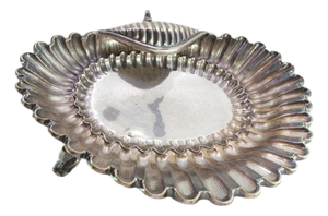Shell-Shaped Silver Fruit Bowl with Reliefs and Fish-Shaped Feet