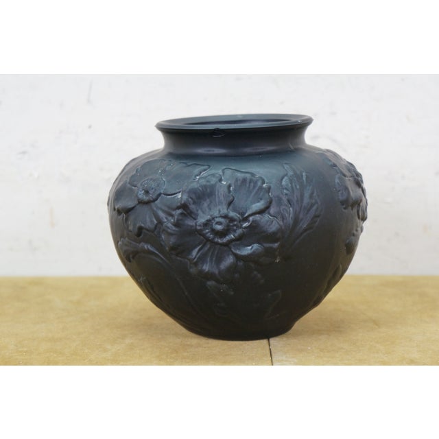1930s Antique Art Nouveau Tiffin Black Satin Amethyst Glass Poppy Rose Vase 7" For Sale - Image 5 of 10