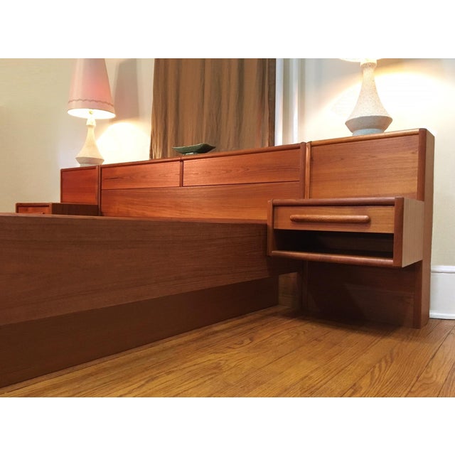 Kibaek Mobelfabrik Danish Mid-Century Modern Teak Queen ... (640 x 640 Pixel)
