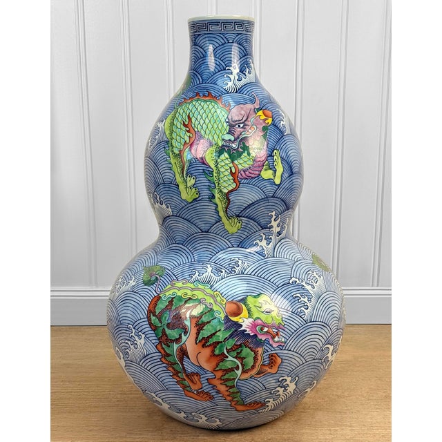 Vintage 29" Chinese Kangxi Qing Porcelain Dragon Double-Gourd Floor Vase For Sale - Image 4 of 11