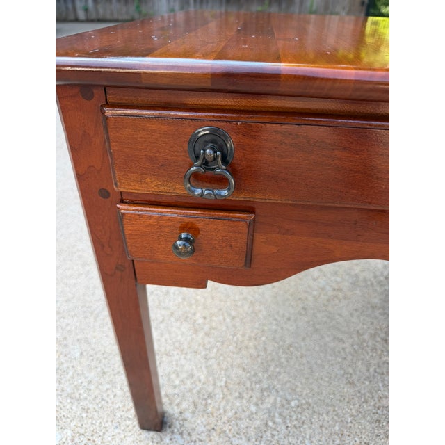 Late 20th Century Bob Timberlake #833-946 for Lexington Solid Cherry Lamp End Side Tables – Pair For Sale - Image 17 of 18