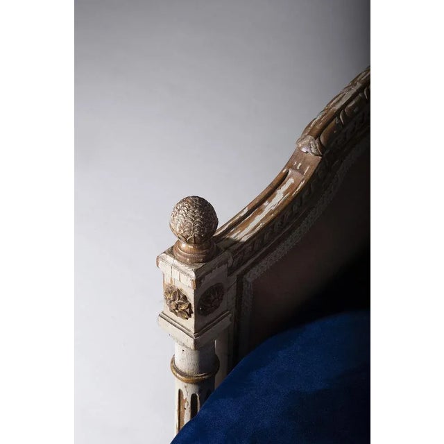 Wood French Antique Style Bed in Gilded Wood and Fabric For Sale - Image 7 of 13