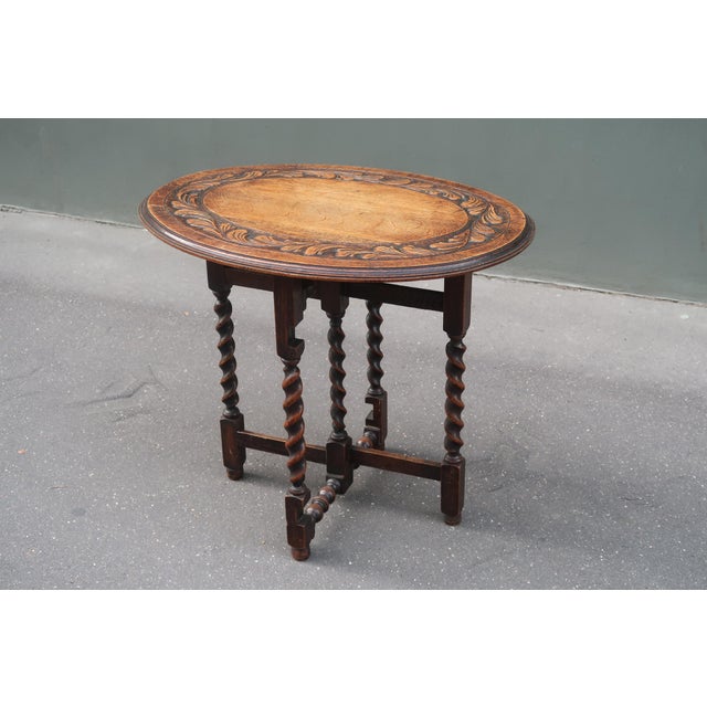 Antique Carved Tiger Oak Folding Tea Coffee Table Barley Twist End of XIXth Century For Sale - Image 4 of 13