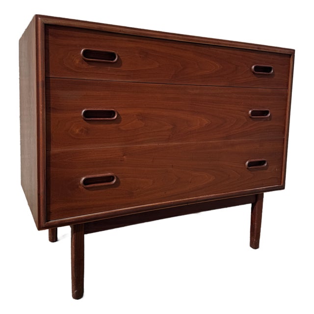 1960s Jack Cartwright for Founders Mid Century Modern Danish Style 3 Drawer Chest of Drawers, Attributed For Sale