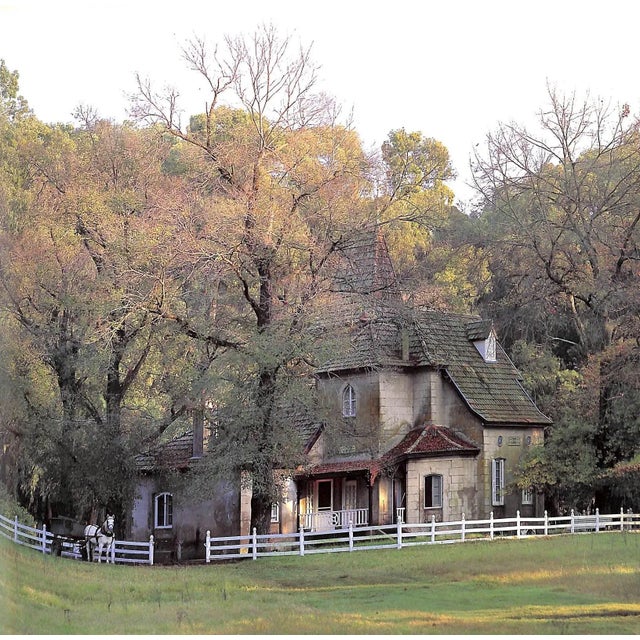 Traditional "Argentina: The Great Estancias" 1995 Elia, Tomas De and Queiroz, Juan Pablo For Sale - Image 3 of 12