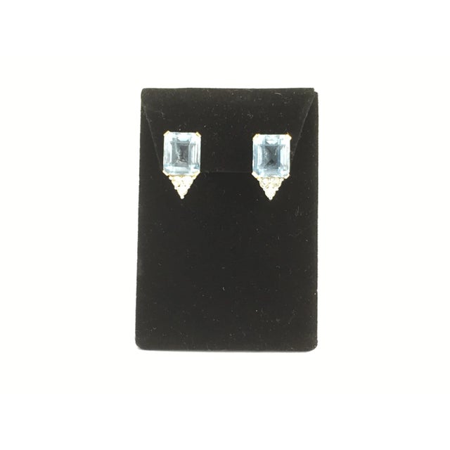 Mid 20th Century Costume Aquamarine & Crystal Gold Plated Clip Earrings For Sale - Image 5 of 9