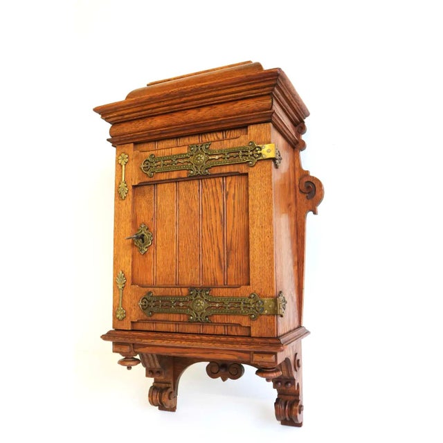 Antique Arts and Crafts European Small Wall Cabinet in Oak and Brass, 1900s For Sale - Image 16 of 16