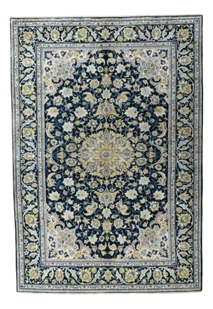 Hand-Knotted Kashan Oriental Rug