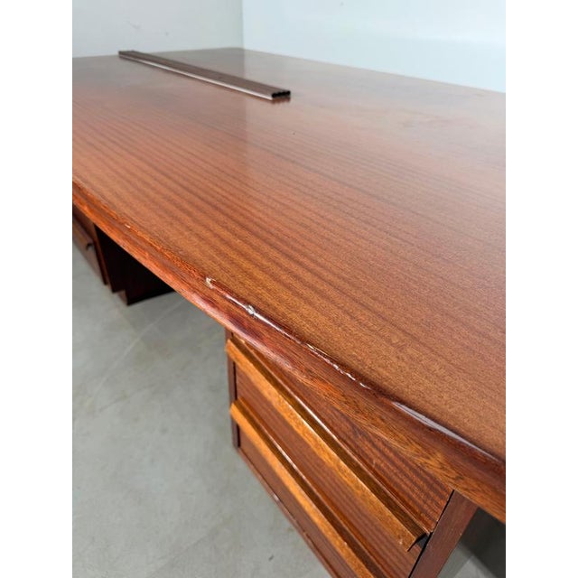 Vintage Executive Desk in Mahogany For Sale - Image 4 of 9