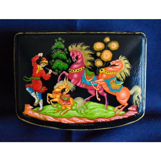 1960s Vintage Russian Palekh Lacquer Box Humpbacked Horse Signed Hand Painted Art For Sale - Image 5 of 16