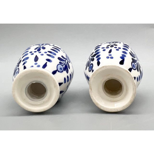 Ceramic Vintage Blue & White Delft-Style Ceramic Salt & Pepper Shakers – Dutch Country / Traditional For Sale - Image 7 of 8
