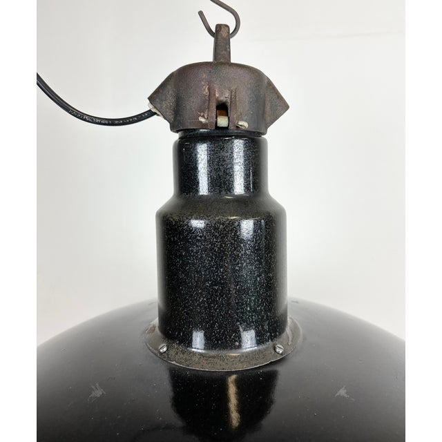 Mid-Century Modern Mid-Century Industrial Black Enamel Factory Lamp, 1950s For Sale - Image 3 of 15