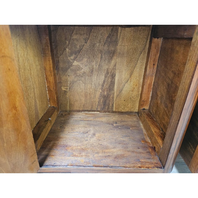 Art Deco Bedside Tables in Briar Root and Bakelite, 1940, Set of 2 For Sale - Image 14 of 18