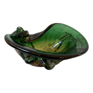 Vintage Mid Century Emerald Green Murano Glass Bowl With Swirl Detail For Sale