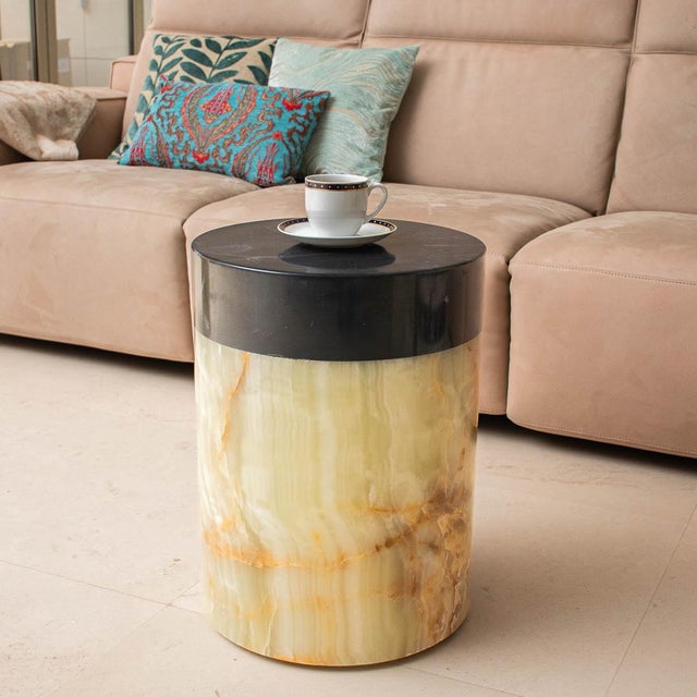 Marble and Onyx Side Table by Forzini For Sale - Image 4 of 7