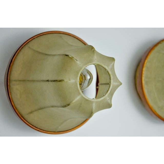 Metal Pear-Shaped Cocoon Wall Lights in Resin and Pine, Italy, 1970, Set of 2 For Sale - Image 7 of 10