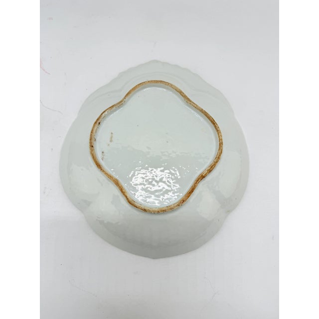 Late 19th Century 19th Century, Chinese Rose Medallion Porcelain Shrimp Dish - Finely Detailed For Sale - Image 5 of 9