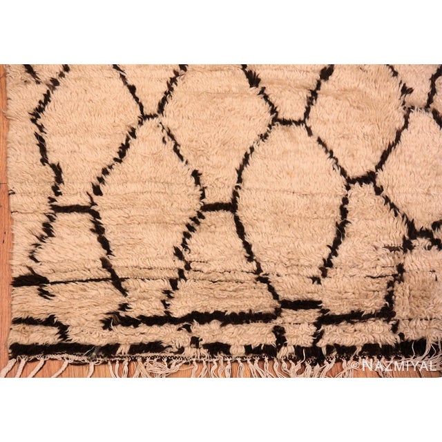 Nazmiyal Collection Vintage Berber Moroccan Diamonds Shag Rug For Sale - Image 4 of 6