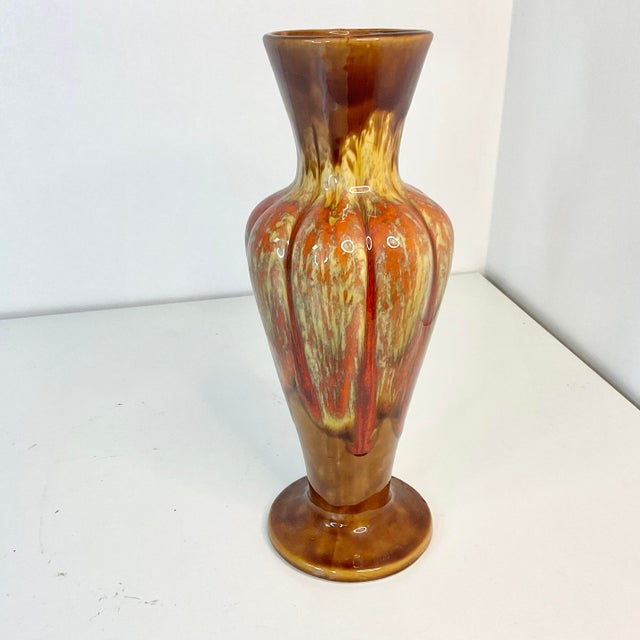 Mid-Century Americana Folk Art Boho Chic Dripped Glazed Ceramic Vase. For Sale - Image 4 of 10